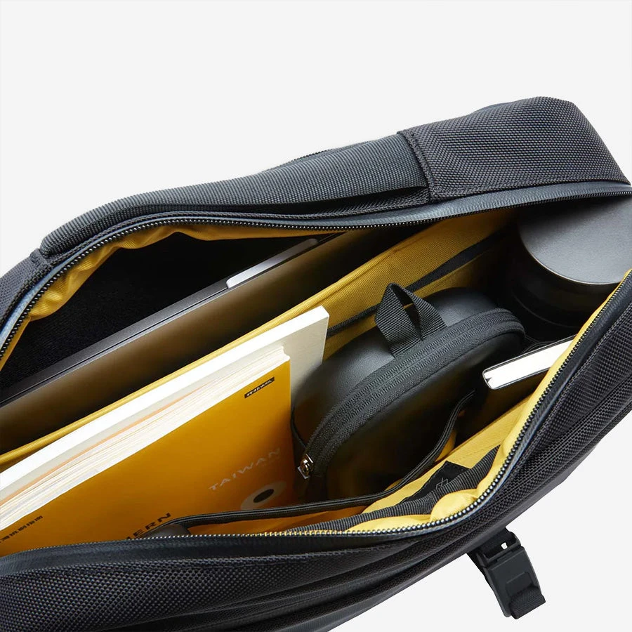 Wexley Finley Shoulder Slingpack - Cordura® Ballistic Nylon - Black - Image 3