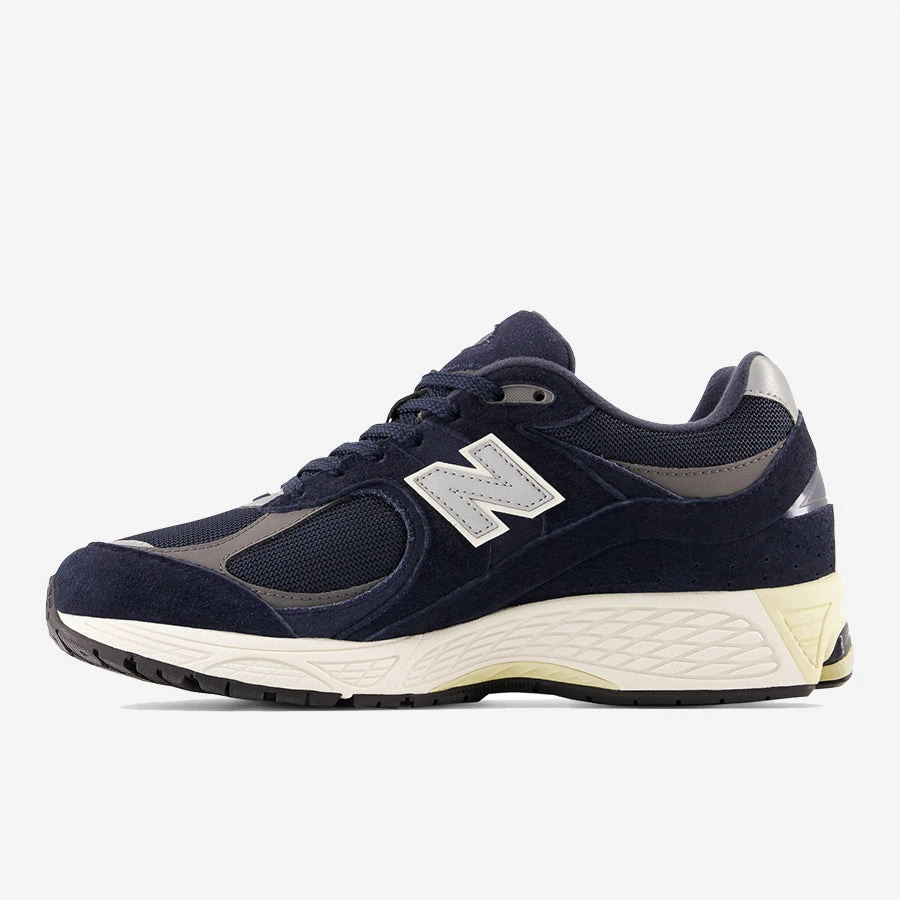 New Balance M2002RCA - Eclipse Navy/Castlerock - Image 2